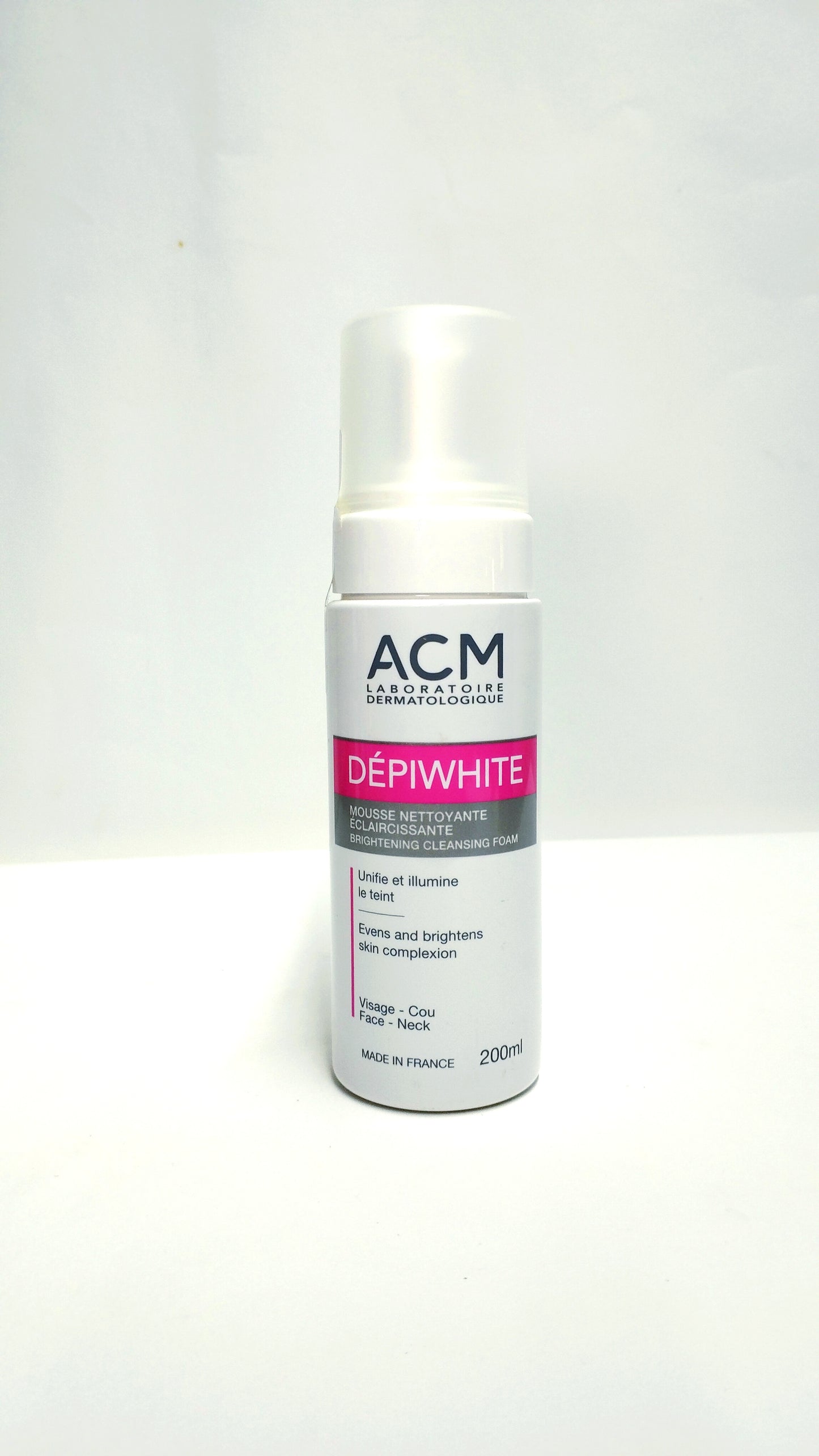 ACM DEPIWHITE Mousse Nettoyante Eclaircissante 200ML